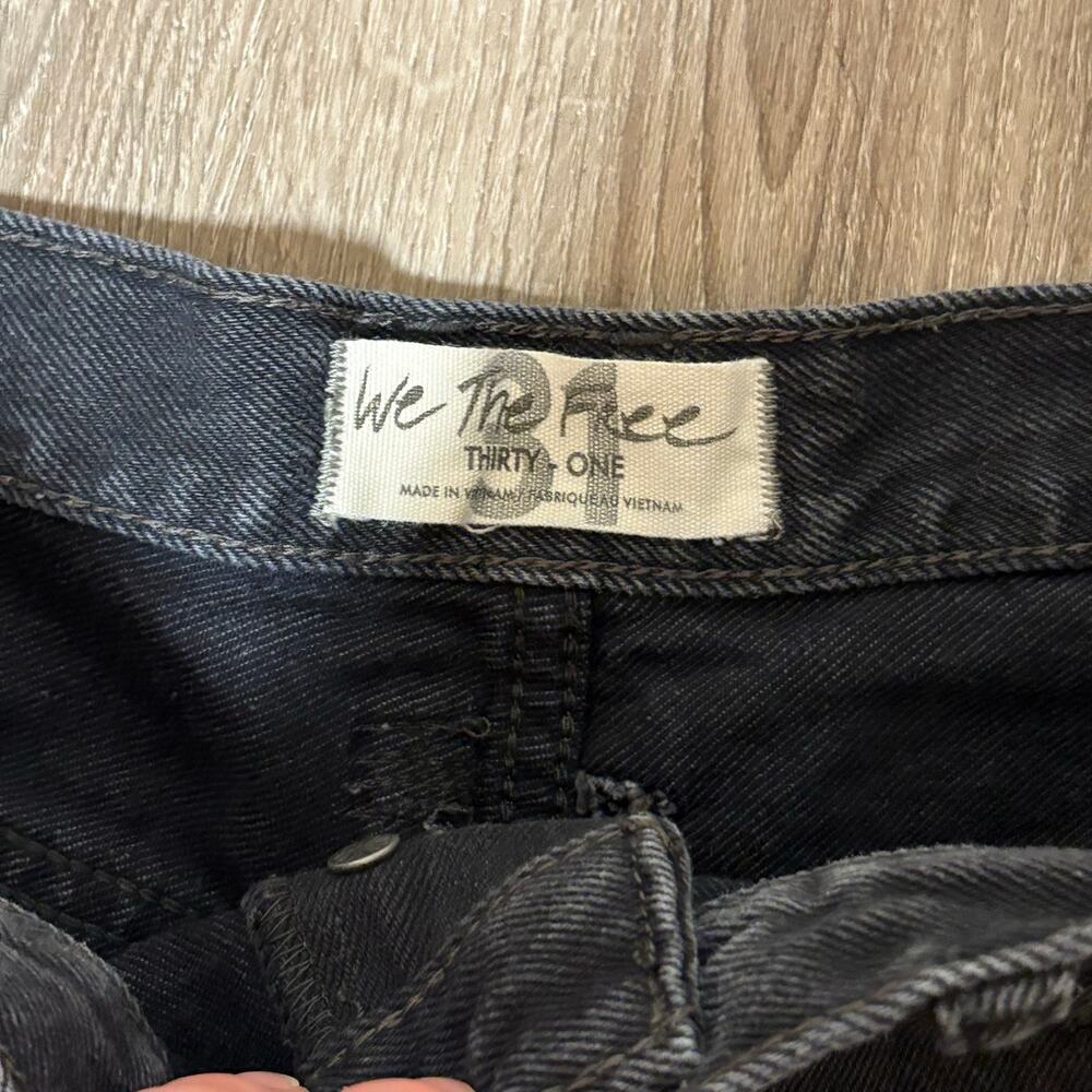 Free People We The Free Black Distressed Denim Shorts Size 31 Raw Hem Button Fly - Picture 3 of 10